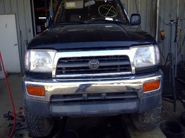 1998 TOYOTA 4RUNNER, SR5, 3.4L,  AT, 4WD,  Z25025